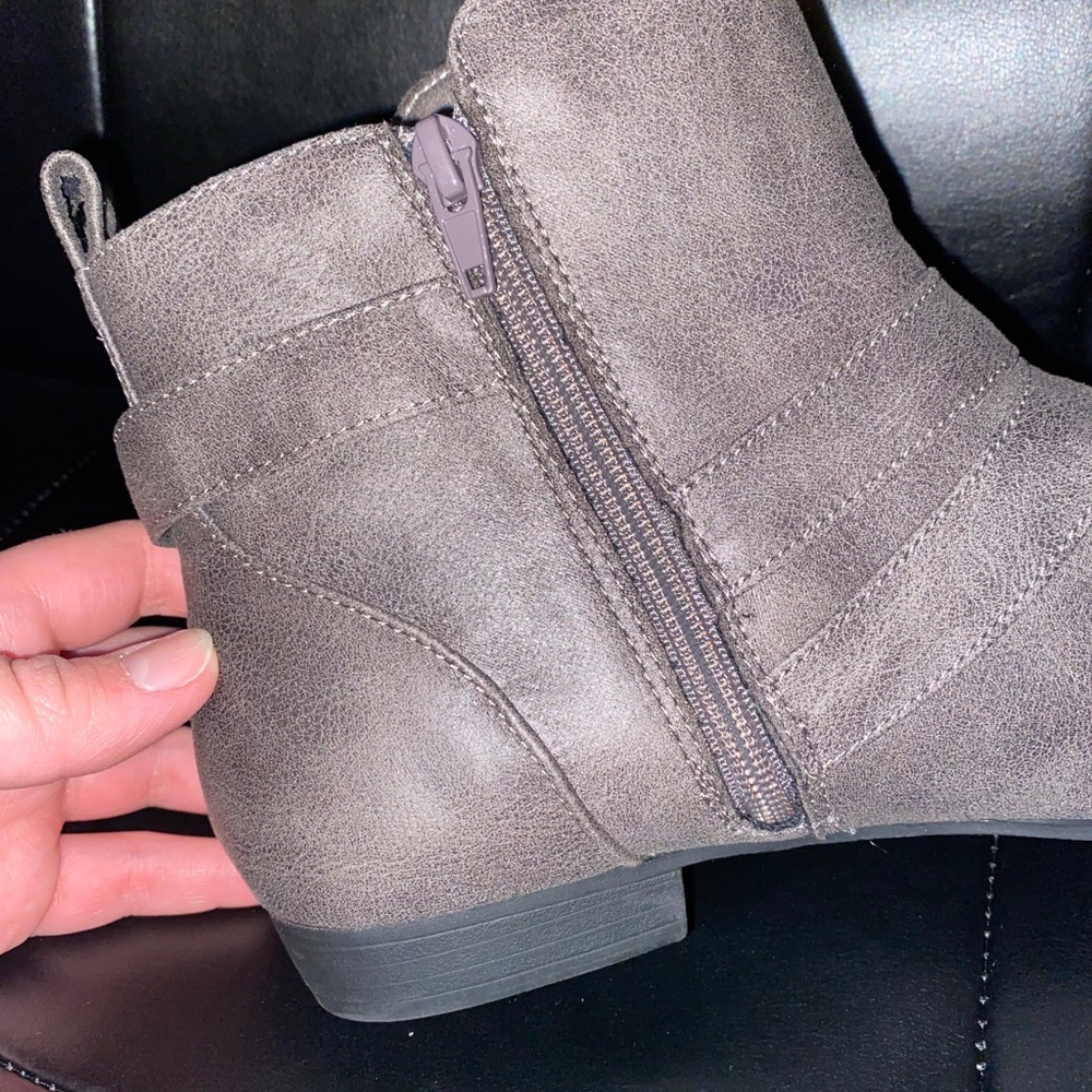 Brand new Rampage boots - Picture 7 of 9